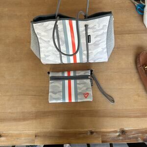 Prenelove Chic Camouflage Tote and Pouch Set